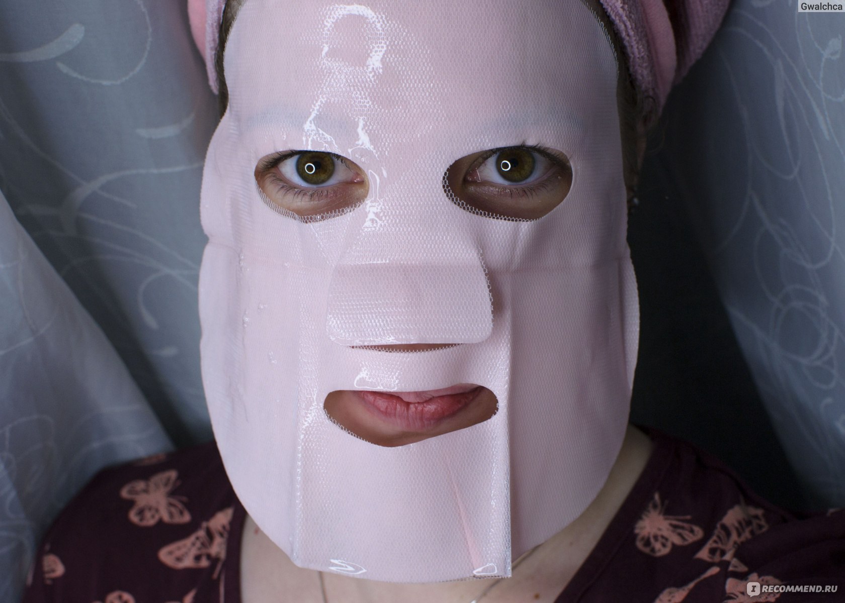 Beauty Bomb тканевая маска розовая