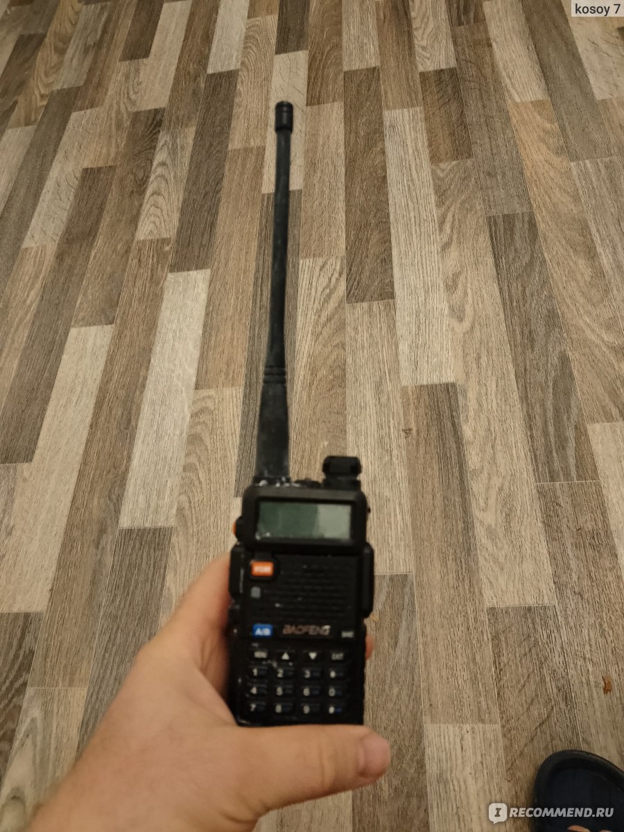 Рация BaoFeng с Aliexpress (BaoFeng UV-5R Two-Way Radio (Black), Dual Band  UHF/VHF Ham 136-174/400-480MHz, Earphone included.) - «Рабочая рация, для рабочих  целей. » | отзывы