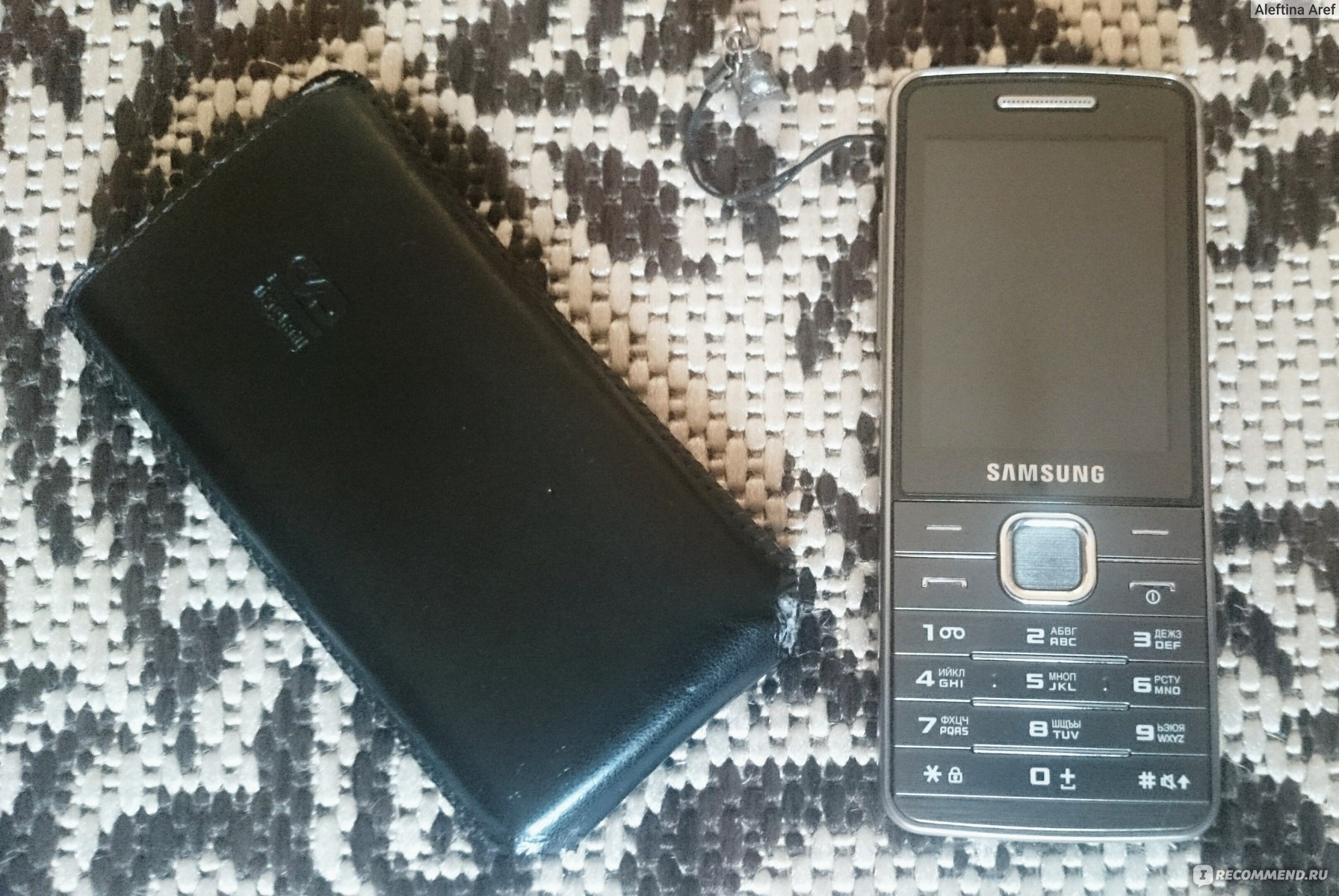 Сотовый кнопочный телефон Samsung ER