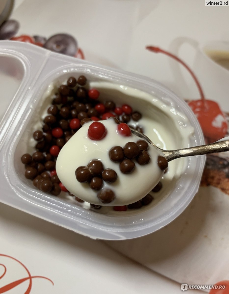 Йогурт Danone «Даниссимо фантазия» и хрустящие рисовые шарики в ...
