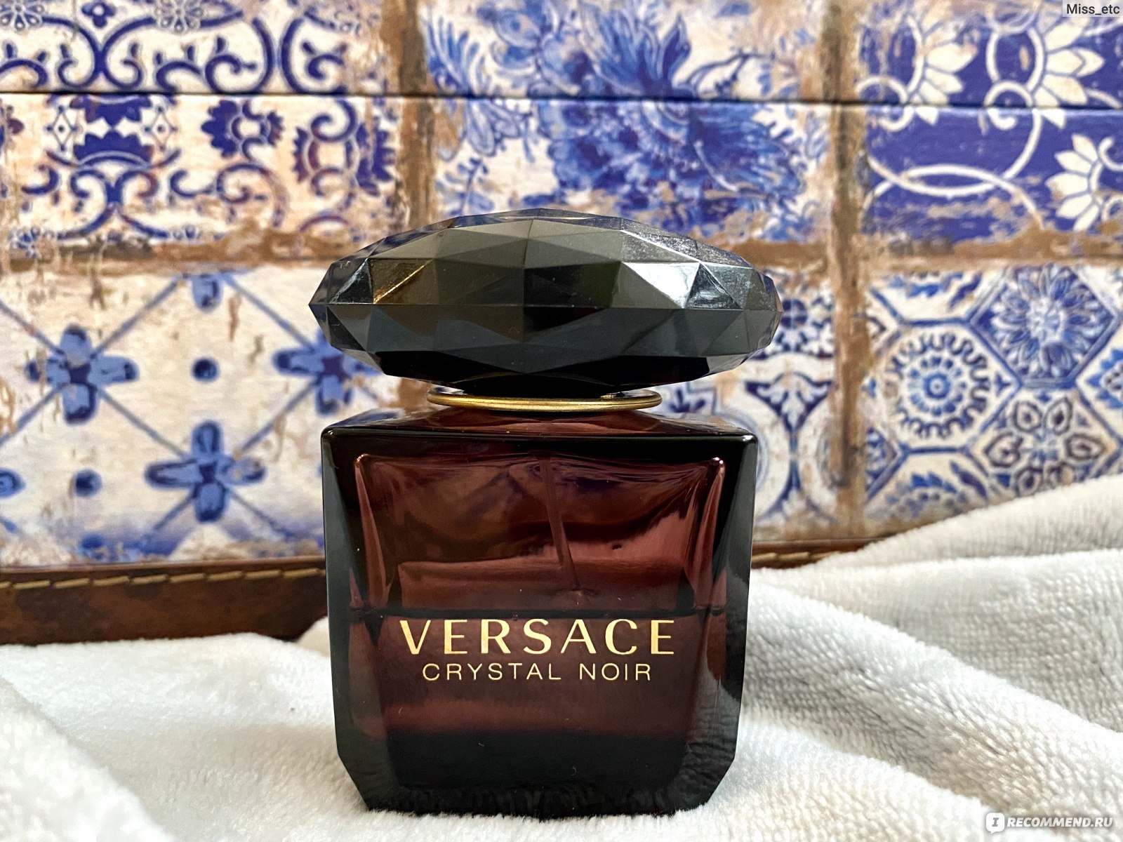 versace crystal noir perfume reviews