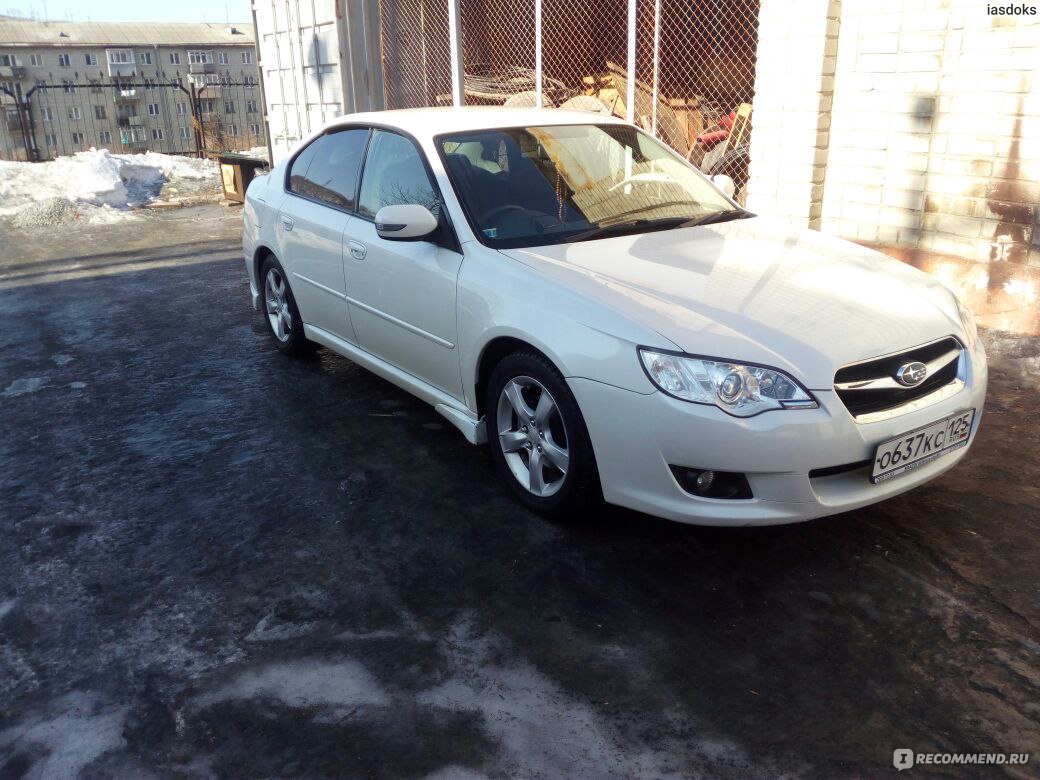 Легаси 2008 год. Subaru Legacy 2008 год bl5 Размеры эмблемы на багажнике.