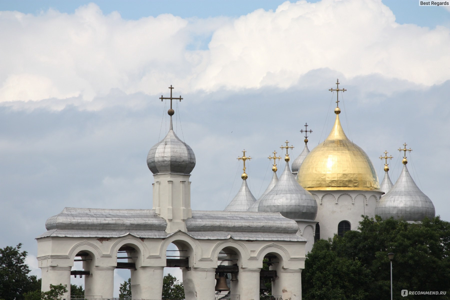 Россия. Великий Новгород. Новгородский Кремль - «С удовольствием сюда  возвращаюсь, если приезжаю не зимой) Памятник Тысячелетию России, Софийский  собор, стены толщиной в 2 метра + фото на обсуждение: призрак в окне или