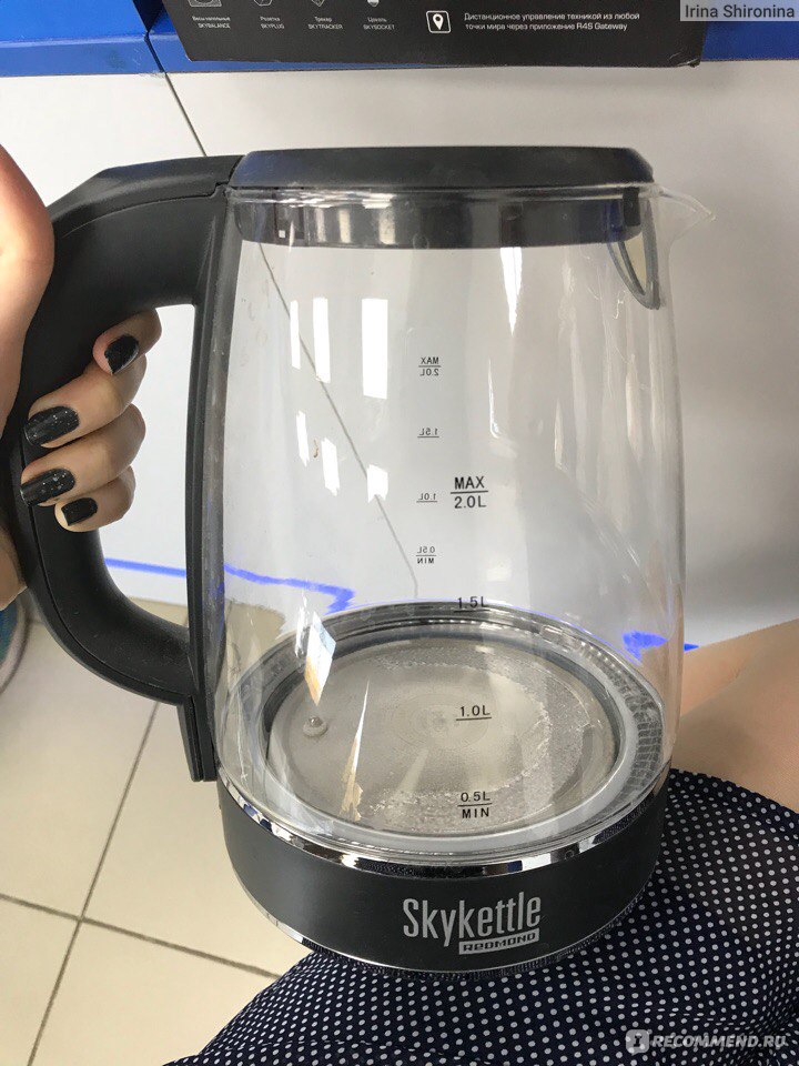 Чайник redmond rk g200s. Redmond SKYKETTLE RK-g200s. Электрический чайник Redmond SKYKETTLE RK-g200s.