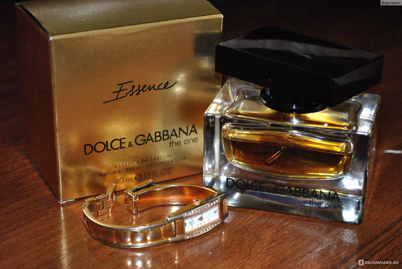 Дольче габбана ван отзывы. Дольче Габбана Ван Голд 100. Dolce Gabbana the one Essence. Dolce Gabbana parfumuri. Упаковка Дольче Габбана.