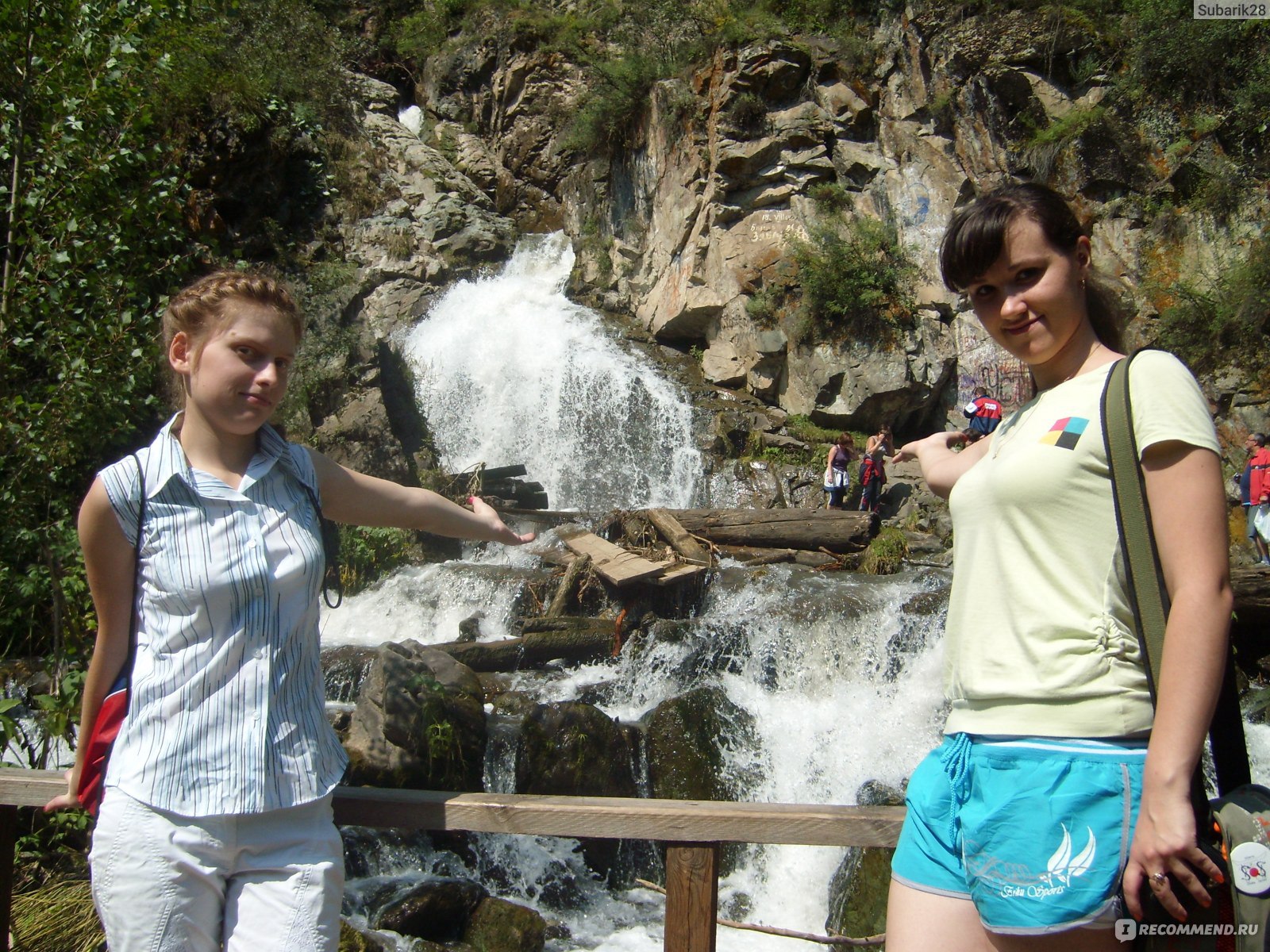 Девушка на Камышлинский водопад фото