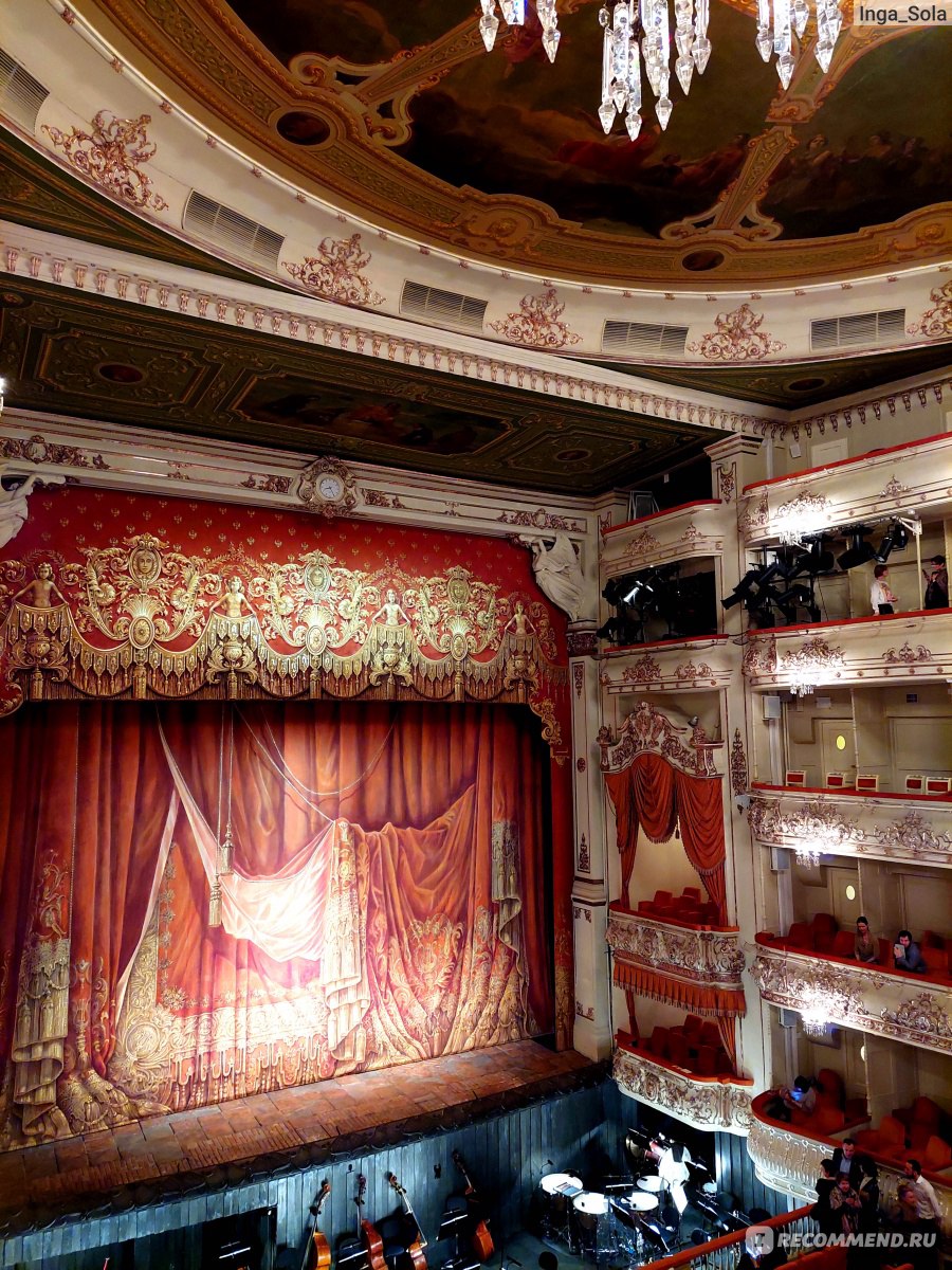 ложи бенуара в театре оперетты