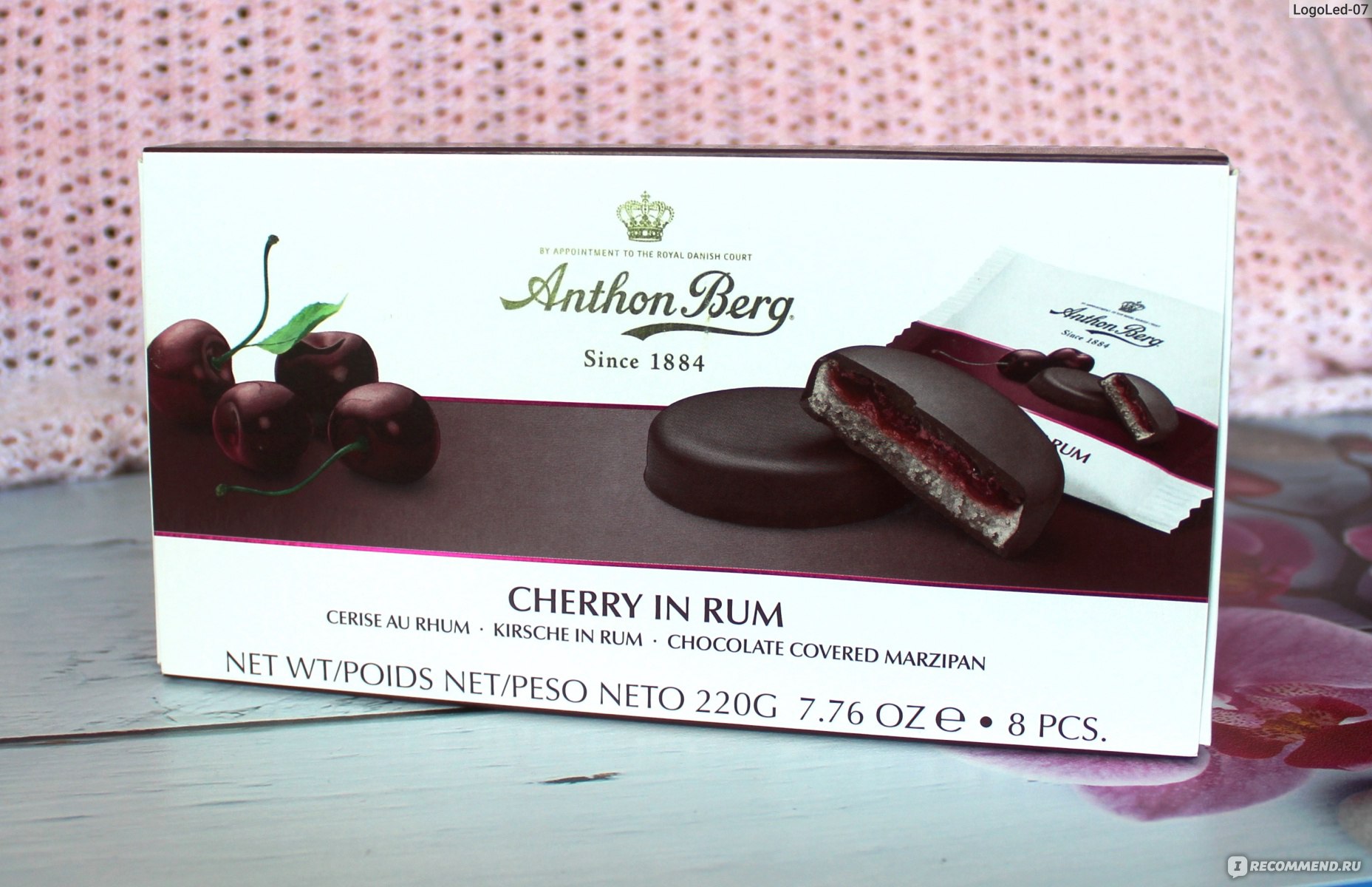 Шоколад берг. Anthon Berg конфеты since 1884. Конфеты Anthon Berg вишня в Роме.