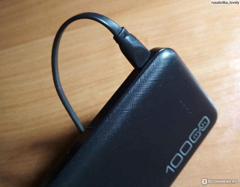 Входной разъём micro-USB внешнего аккумулятора Power bank Awei P28K 10000 mAh 2USB Black 