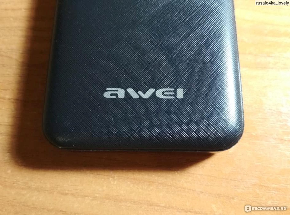 Внешнее оформление и конструкция аккумулятора Power bank Awei P28K 10000 mAh 2USB Black