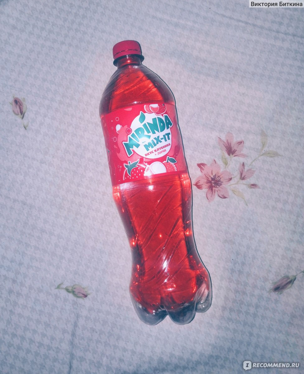 Газированная вода Mirinda Mix It со вкусом клубники и личи - «Интересная  новинка от Миринды. » | отзывы