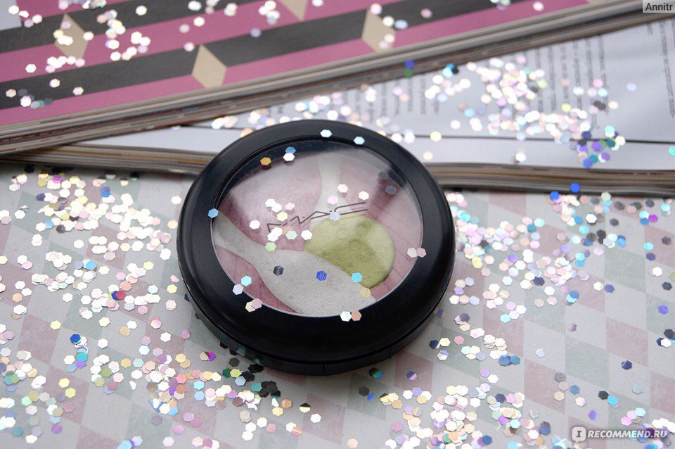 Хайлайтер MAC It's A Strike Pearlmatte Face Powder - «★ Необычный ...