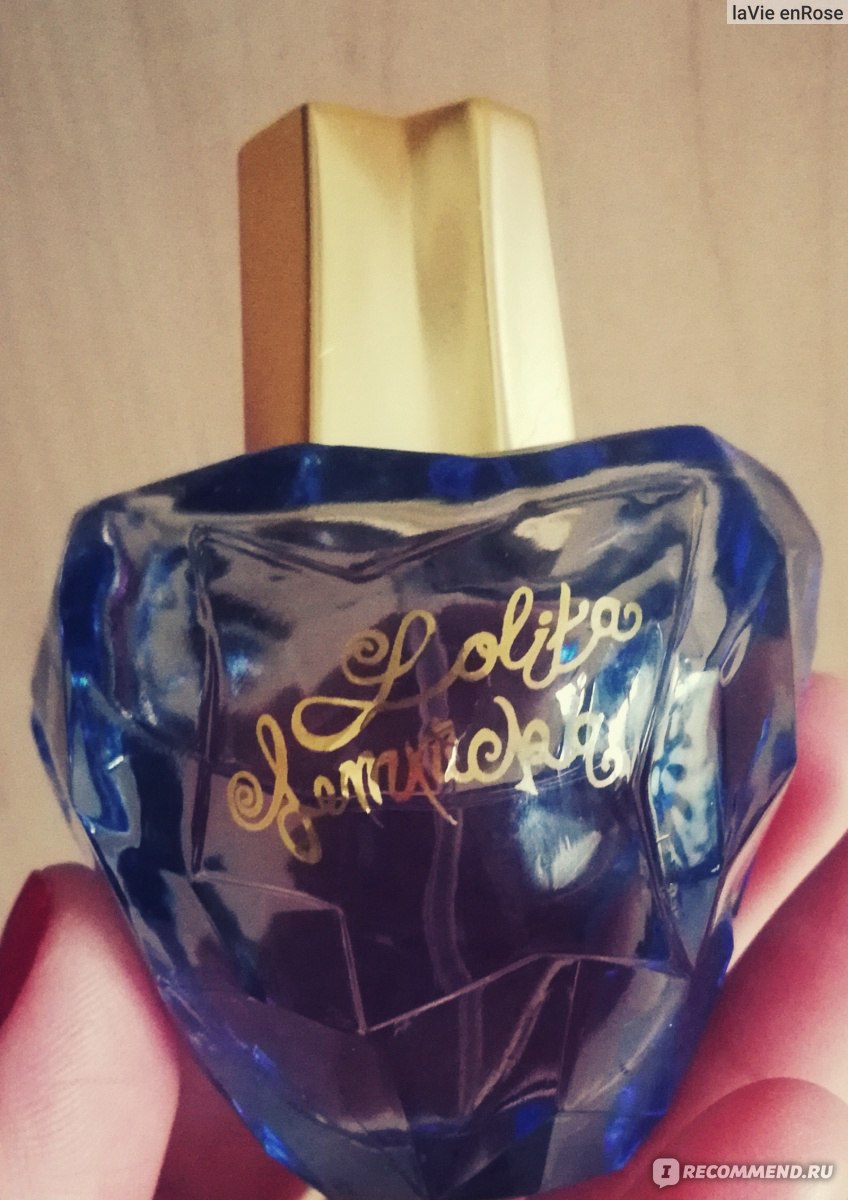 Mon premier. Lolita Lempicka женская упаковка коробочка. Mon Premier Parfum 3017. Описание Lolita Lempicka mon Premier. Lolita Lempicka mon Eau отзывы по этому аромату.