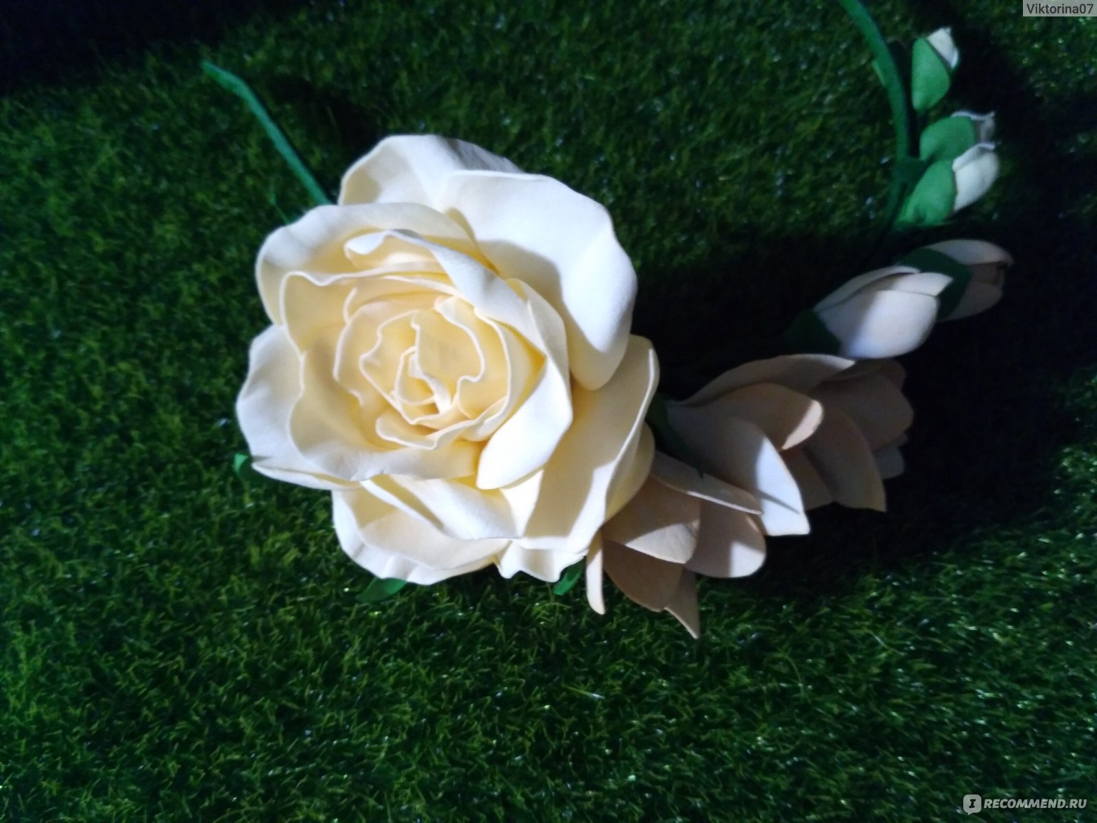Мастер-класс «Стебель с листьями для розы из фоамирана»