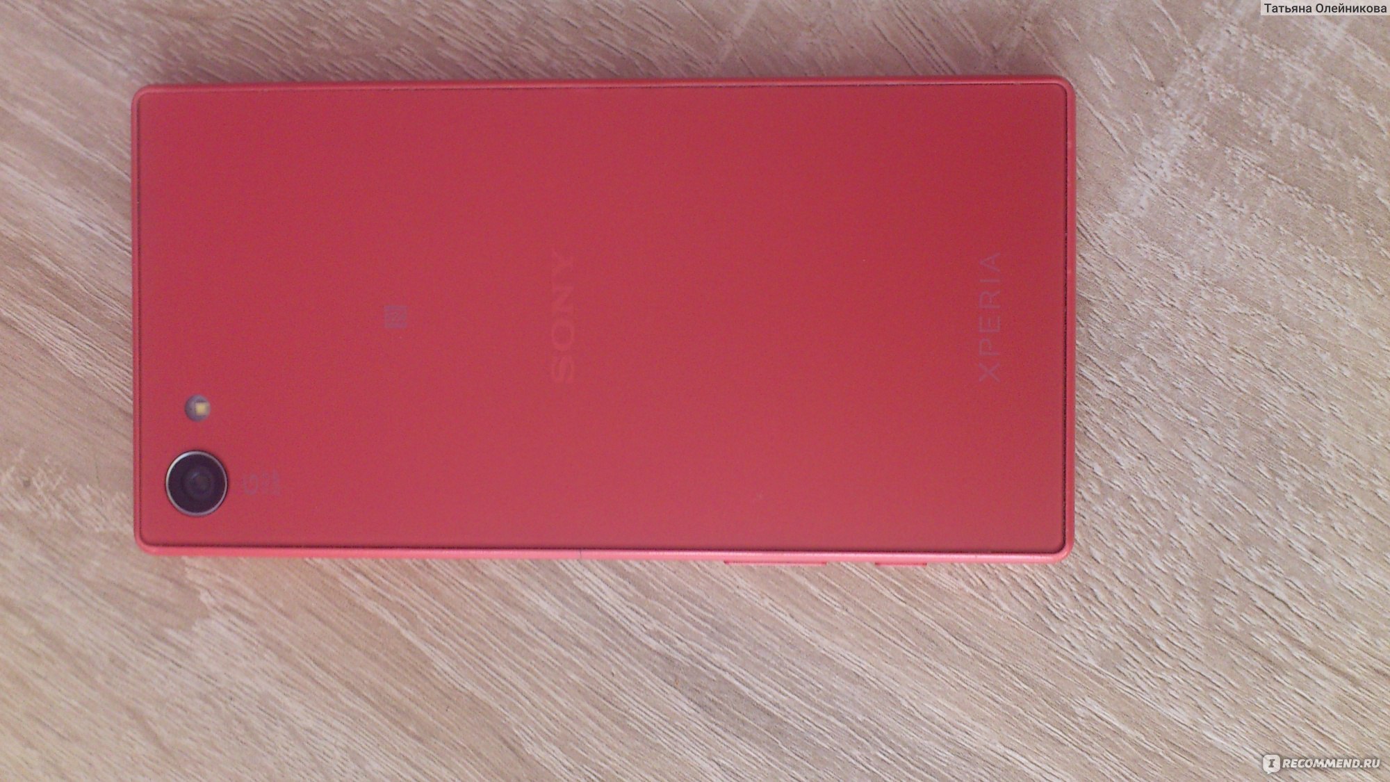 Мобильный телефон Sony Xperia Z5 Compact E5823 фото