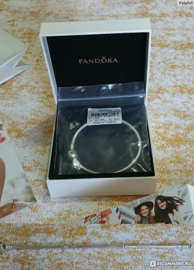 Купить оригинальные браслеты Pandora с шармами и подвесками из США