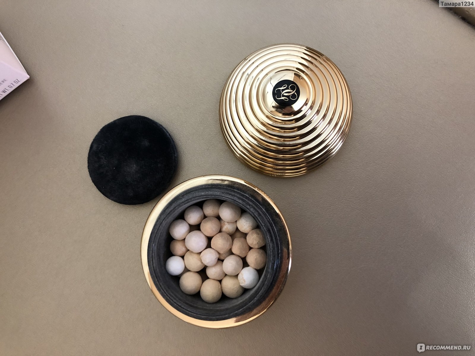 Пудра в шариках Guerlain Meteorites Gold Pearl Christmas «Я даже