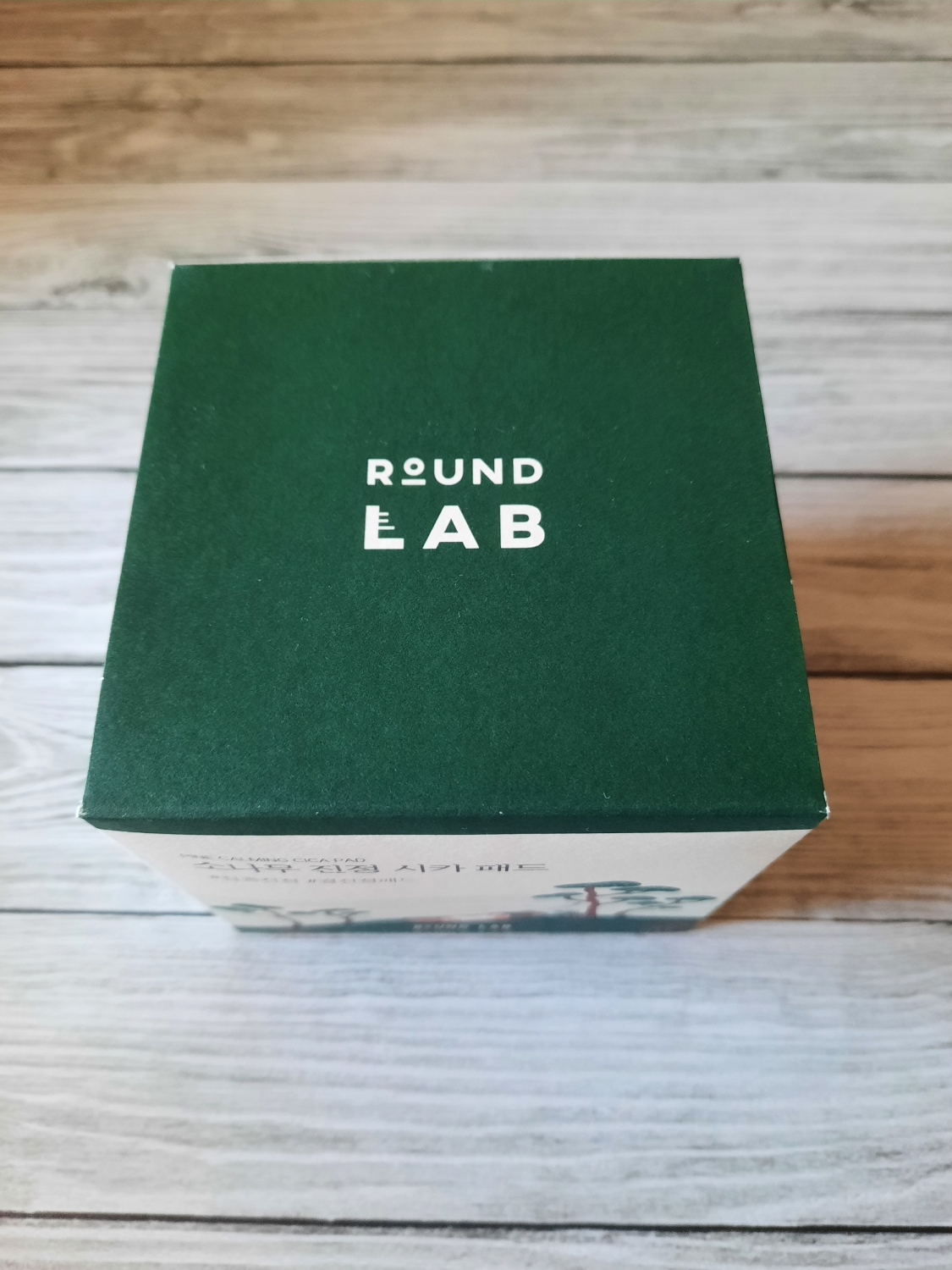 Round Lab Pine Calming Cica Pad