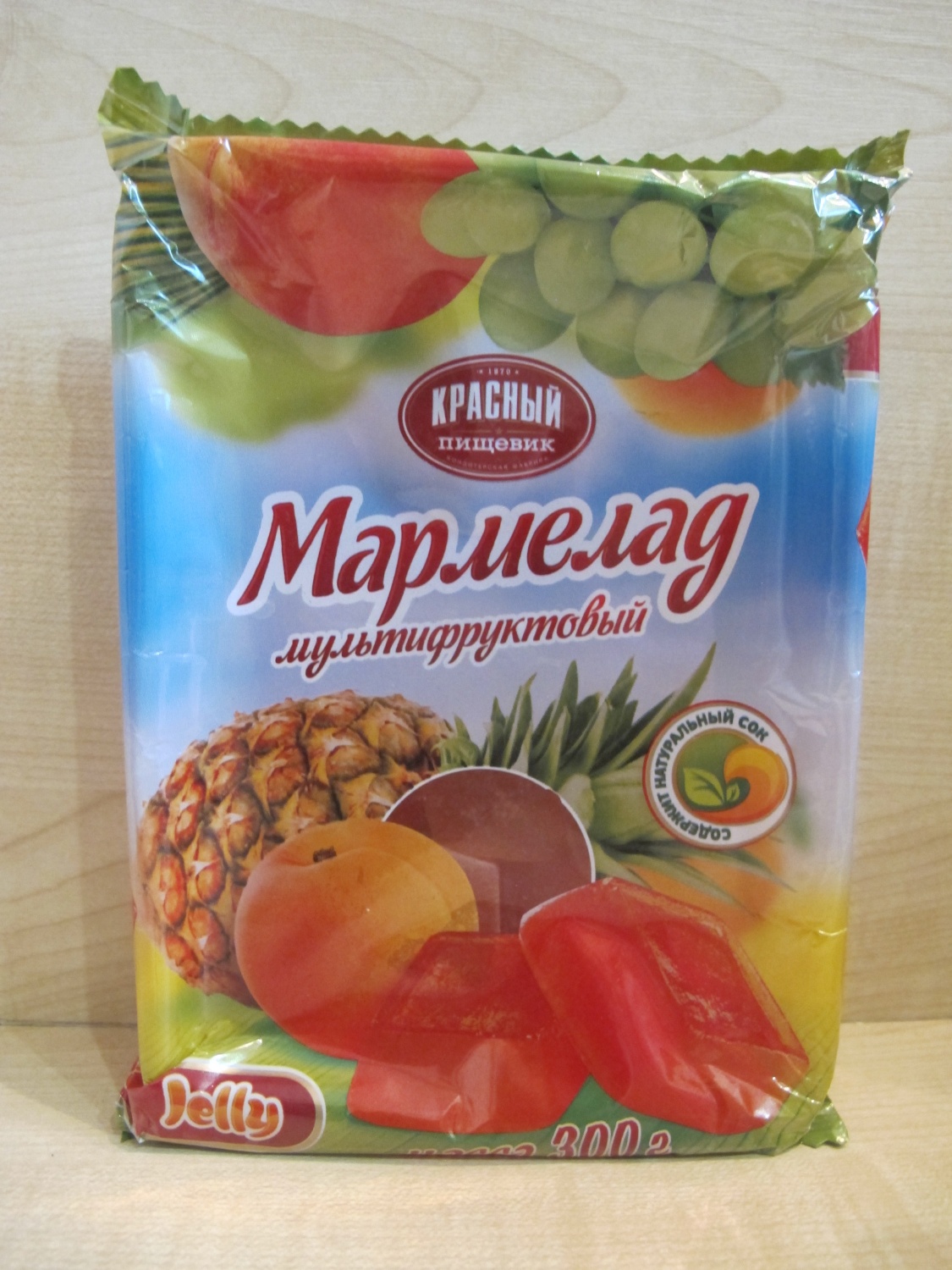 Красный мармелад