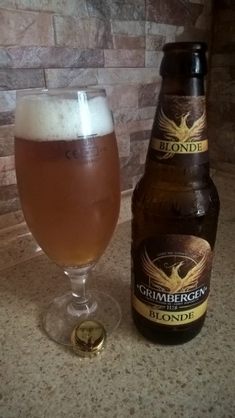 Пивной напиток Grimbergen Blonde фото