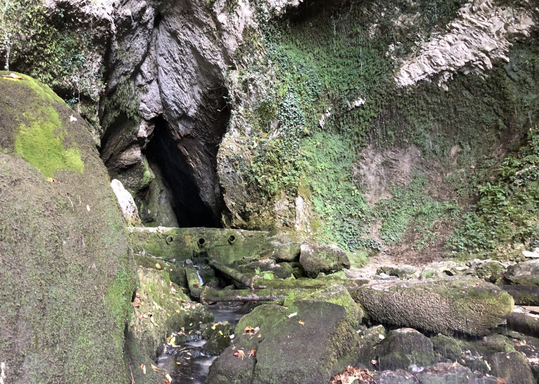 Россия, Краснодарский край, г.Сочи, Адлерский р-н, Водопад Глубокий Яр (Пасть  дракона) - «Фотоэкскурсия на самый красивый водопад Большого Сочи с  кристально чистой водой! Одни плюсы, подробнее - внутри отзыва. Инструкция как  добраться.» |