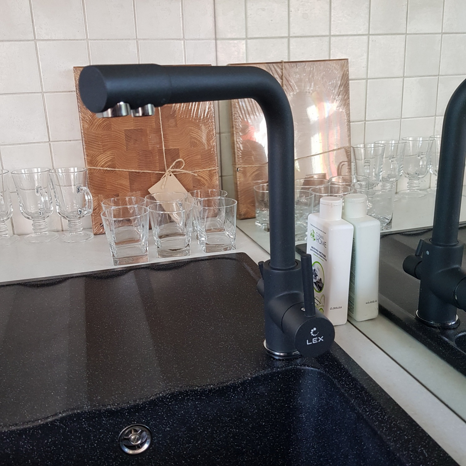 Кухонный смеситель с краном для питьевой воды ремонт
