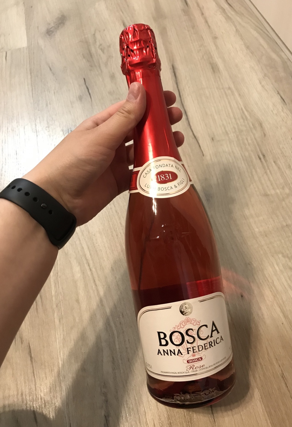Боско градусы. Вино Bosca Anna. Боска шампанское Anne Federica. Вино игристое Bosca Anna Federica.