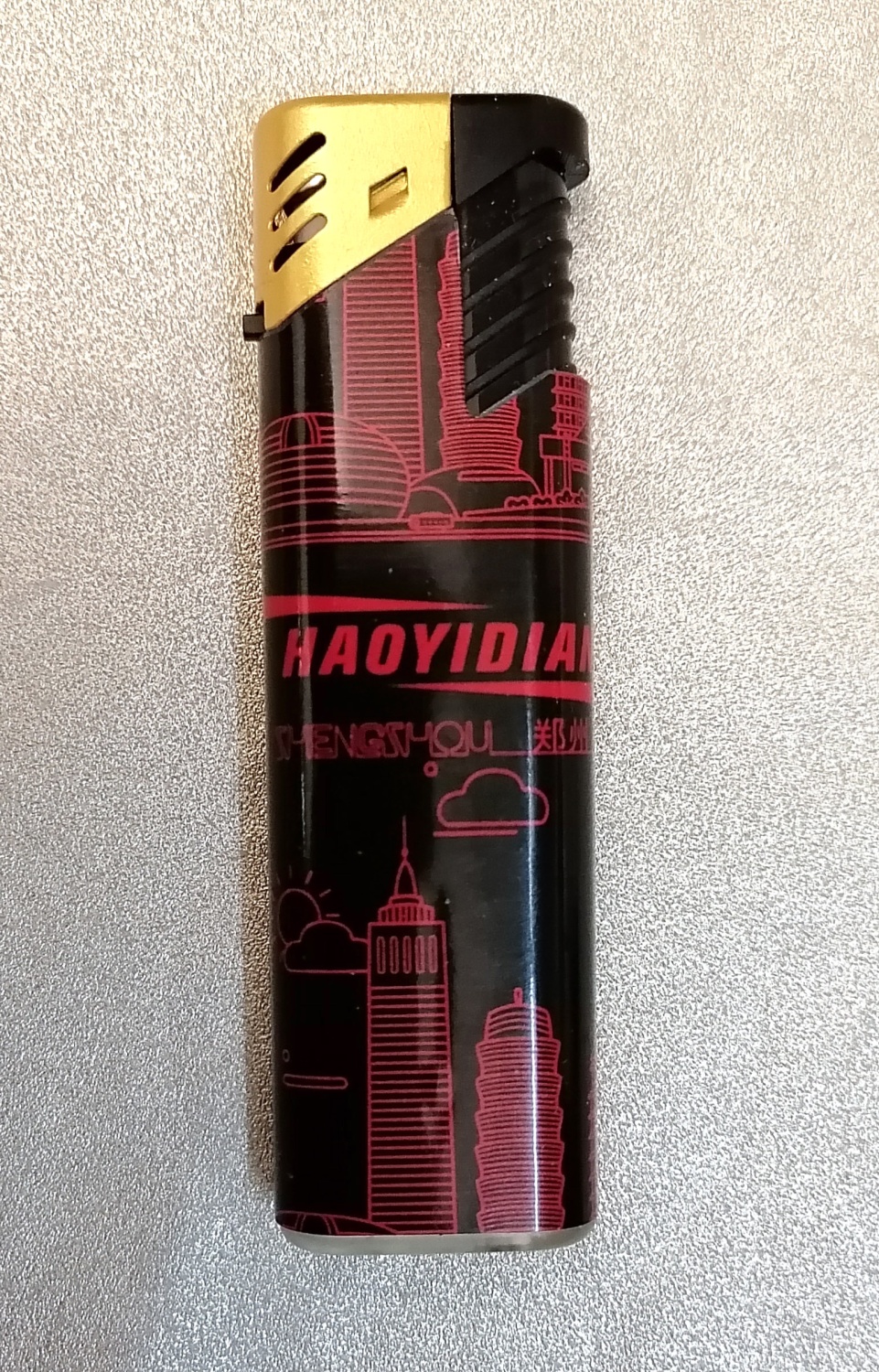 Зажигалка YIWU XINDA LIGHTER CO., LIMITED газовая, пьезо - «Заправляется,  но заправку эту уже не успевает использовать.» | отзывы