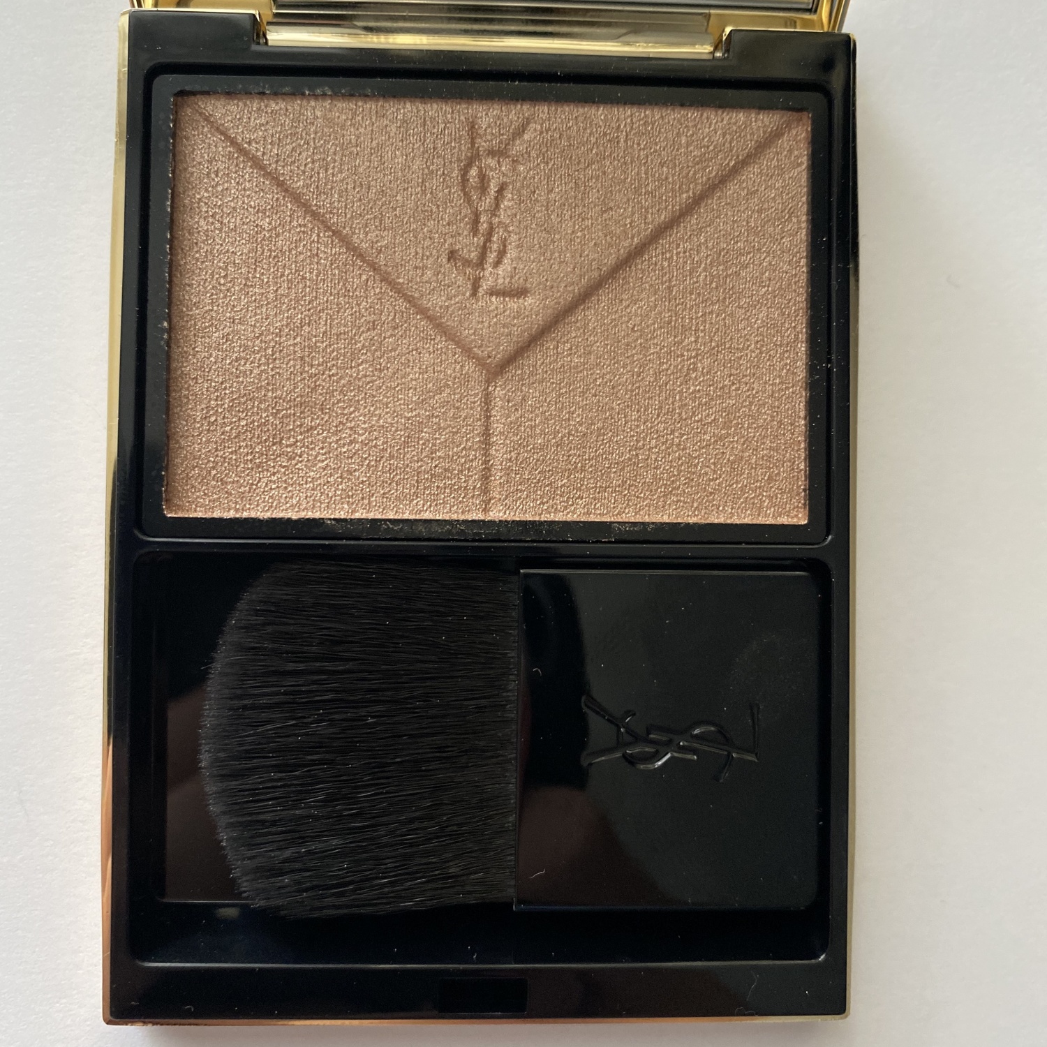 couture highlighter ysl