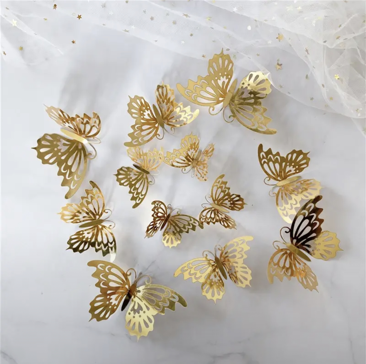 Декоративные 3D бабочки AliExpress 12PCS/Set 3D Hollow Decorative Butterfly  Wall Stickers For Kids Rooms Home Decor Fridge Stickers DIY Party Wedding  Butterflies - «Не знаете, как украсить ПУСТУЮ СТЕНУ - у меня