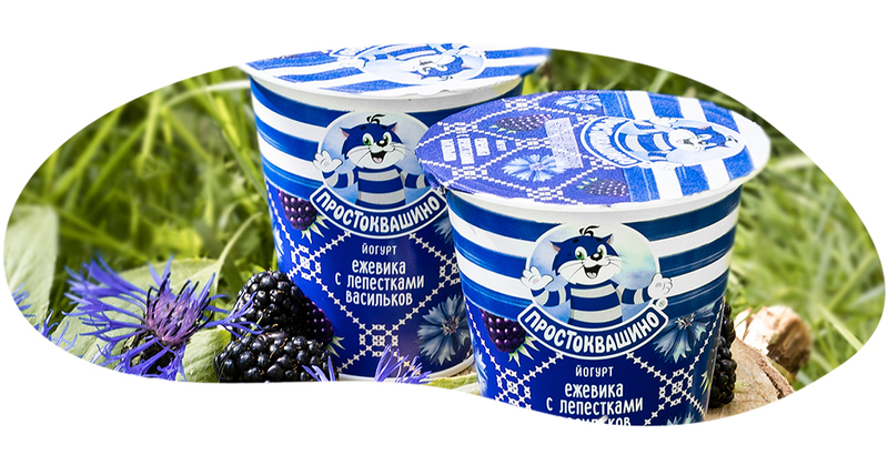 Продукт йогуртный Простоквашино с ежевикой и лепестками васильков фото