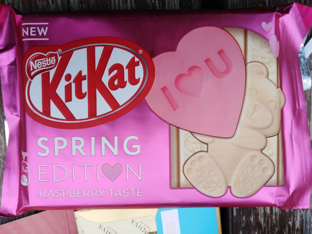 Шоколад Nestle KitKat spring edition | отзывы