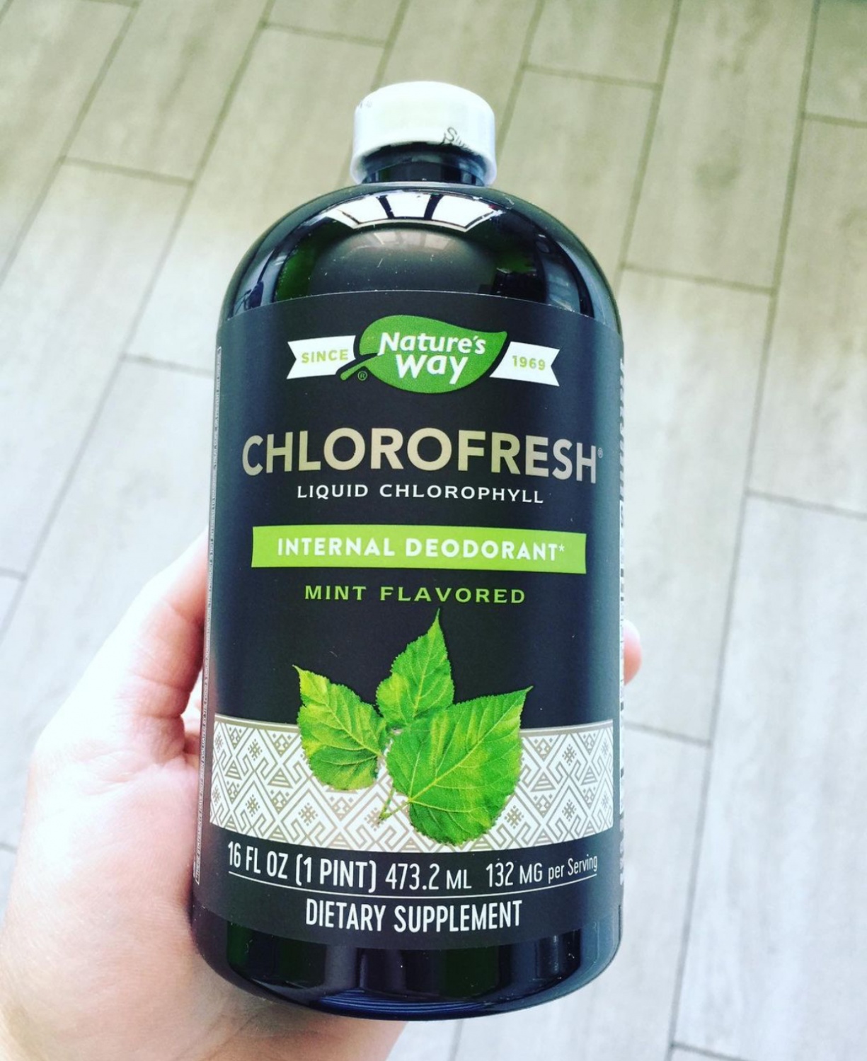 БАД Nature's Way Chlorofresh mint flavored, жидкий хлорофилл, с ароматом мяты, 132 мг, 473,2 мл  фото