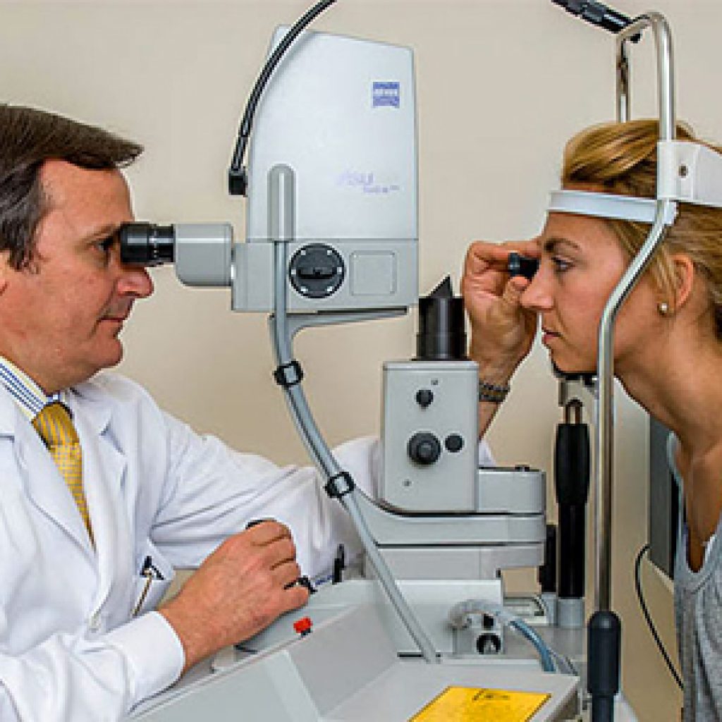 Вторичная катаракта после операции. Лазерная дисцизия катаракты. Лазерная дисцизия вторичной катаракты. Офтальмология операции лазерная.