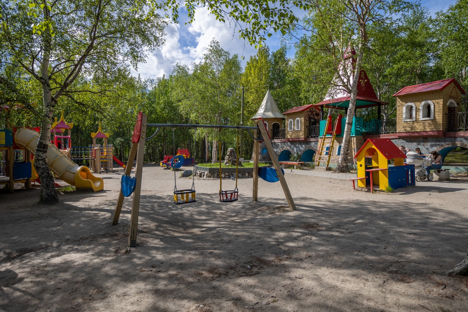 Городской парк имени Сергея Ефимовича Бровцева. г. Мончегорск. Мурманская  обл | отзывы