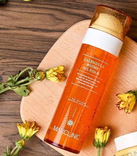 Масло пенка для умывания. Maxclinic Calendula Biome Oil Foam. Гидрофильное масло Максклиник. Maxclinic гидрофильное масло-пенка. Гидрофильное масло для умывания Maxclinic.