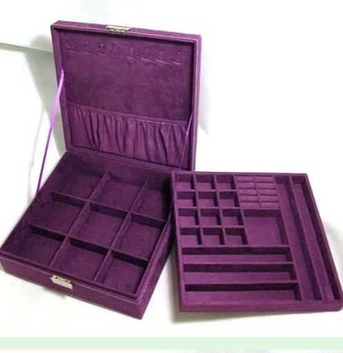Коробка книжка на магнитах для ювелирных украшений Julia Znaida