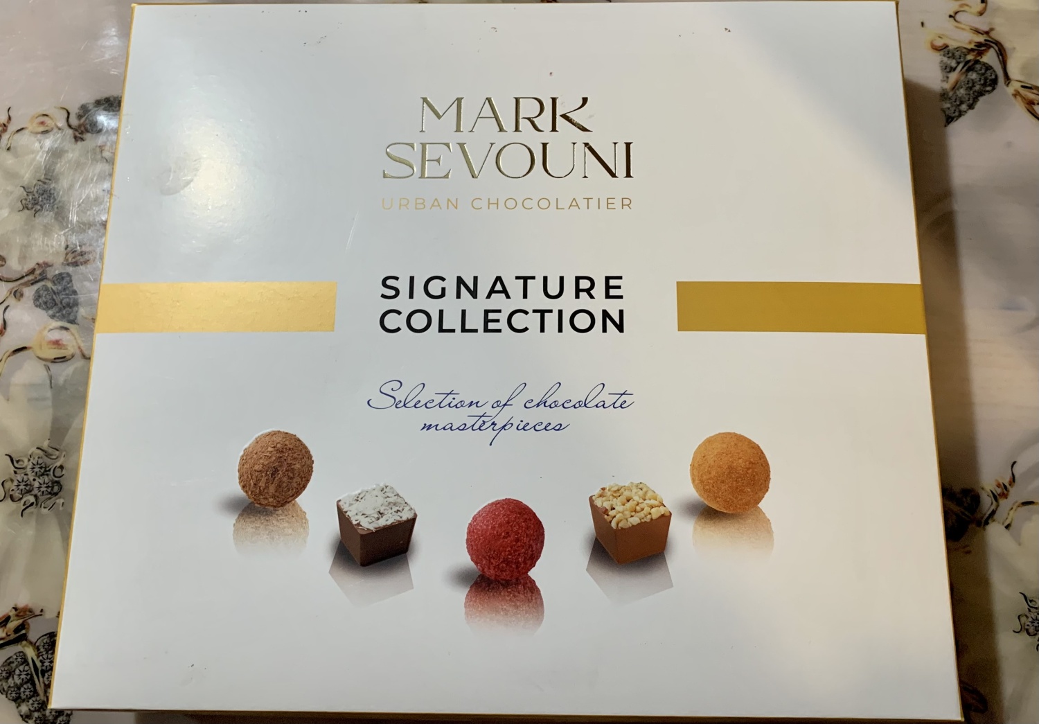 Шоколад mark sevouni. Набор конфет Mark Sevouni. Конфеты армянские Mark Sevouni. Набор шоколадных конфет Mark Sevouni Elegant.