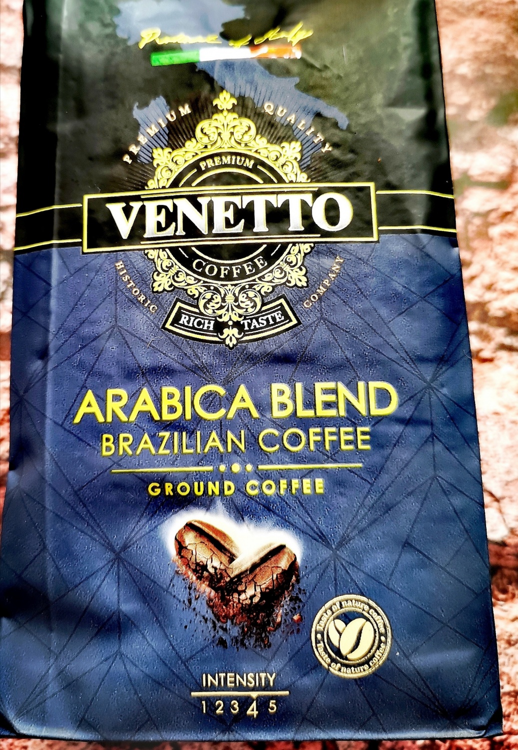 Кофе venetto arabica blend. Кофе в зернах Venetto Arabica. Кофе Venetto Arabica Blend молотый. Кофе Venetto Arabica молотый 250г.