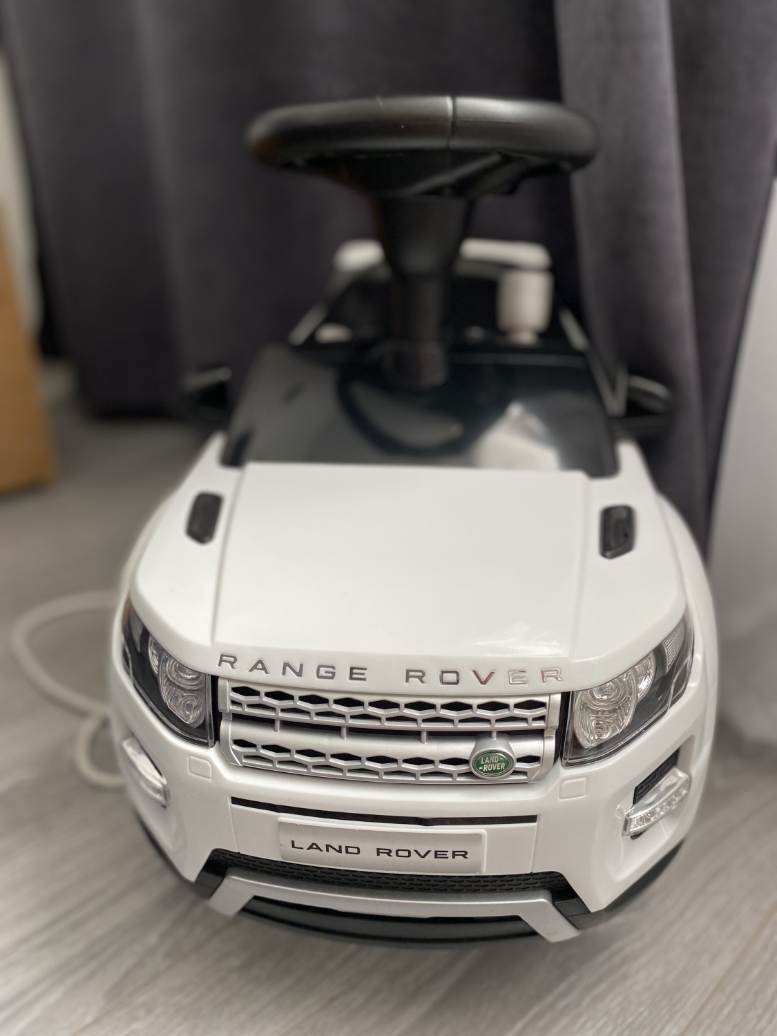 Kari Kids Каталка Range Rover EVOQUE со звуком (348-1) - «Белоснежный джип,  для маленькой принцессы!» | отзывы