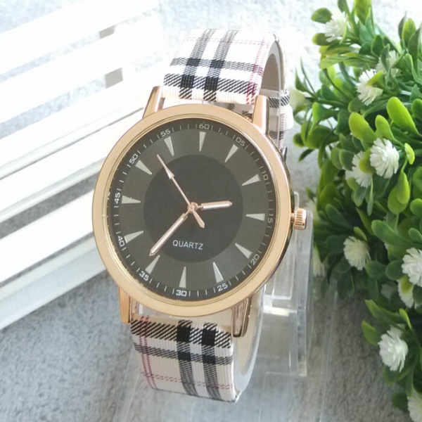 Aliexpress Top sale hight quality Black white women leather watch the best watch women dress watches