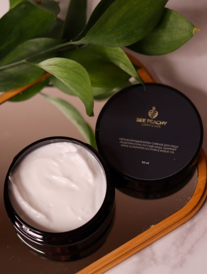 Увлажняющий крем-сияние для лица Bee Peachy cosmetics лецитин и масло ...