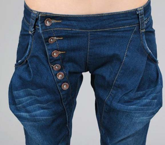 Болты на джинсах