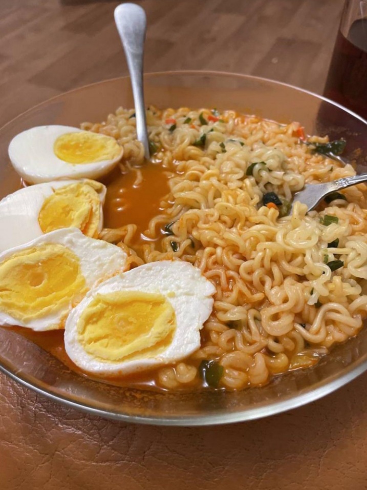 Лапша быстрого приготовления Samyang Со вкусом кальмара и лобстера ...