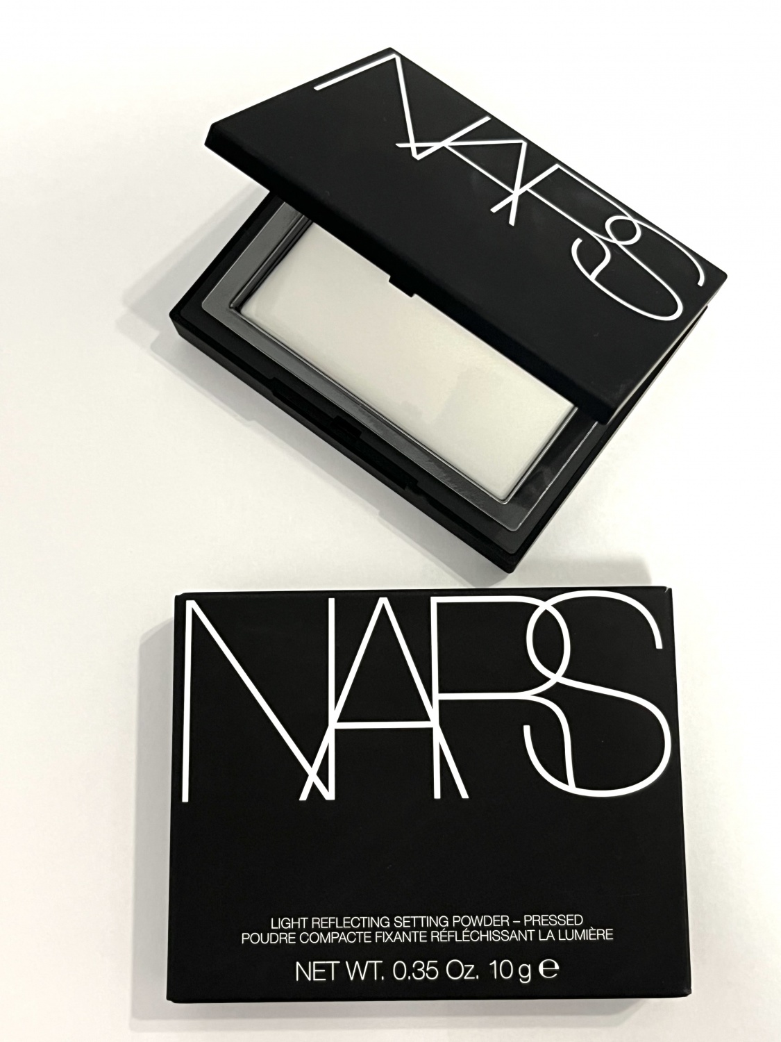 Пудра компактная NARS Translucent Crystal Светоотражающая фиксирующая ...