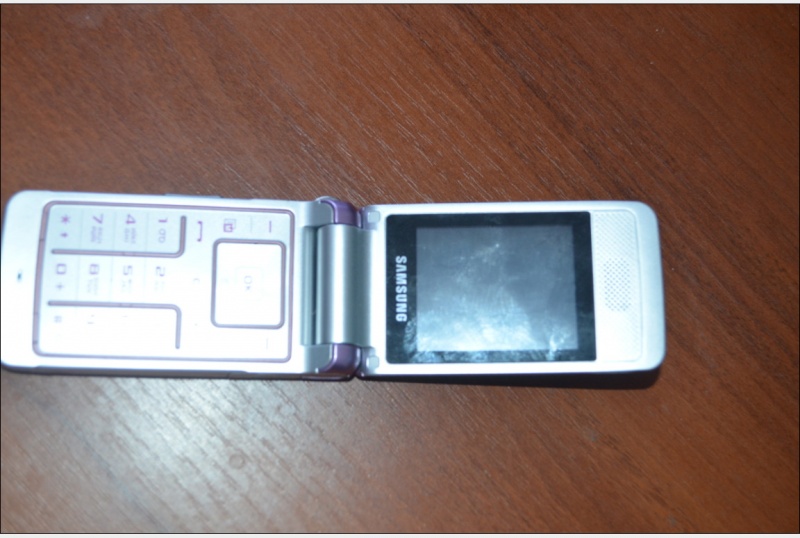Мобильный телефон Samsung S360i фото