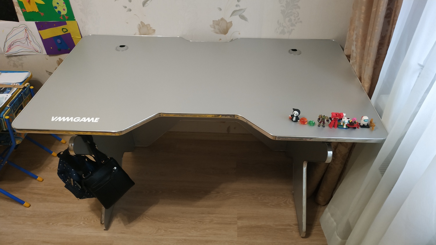 Игровой компьютерный стол VMMGAME Space 140 Lunar | отзывы