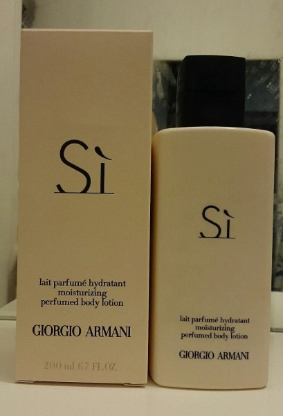 giorgio armani si lait parfume hydratant