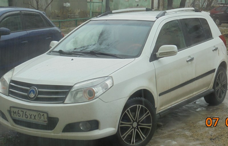 Geely mc cross 2012