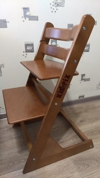 Стул растущий вместе с ребенком stokke